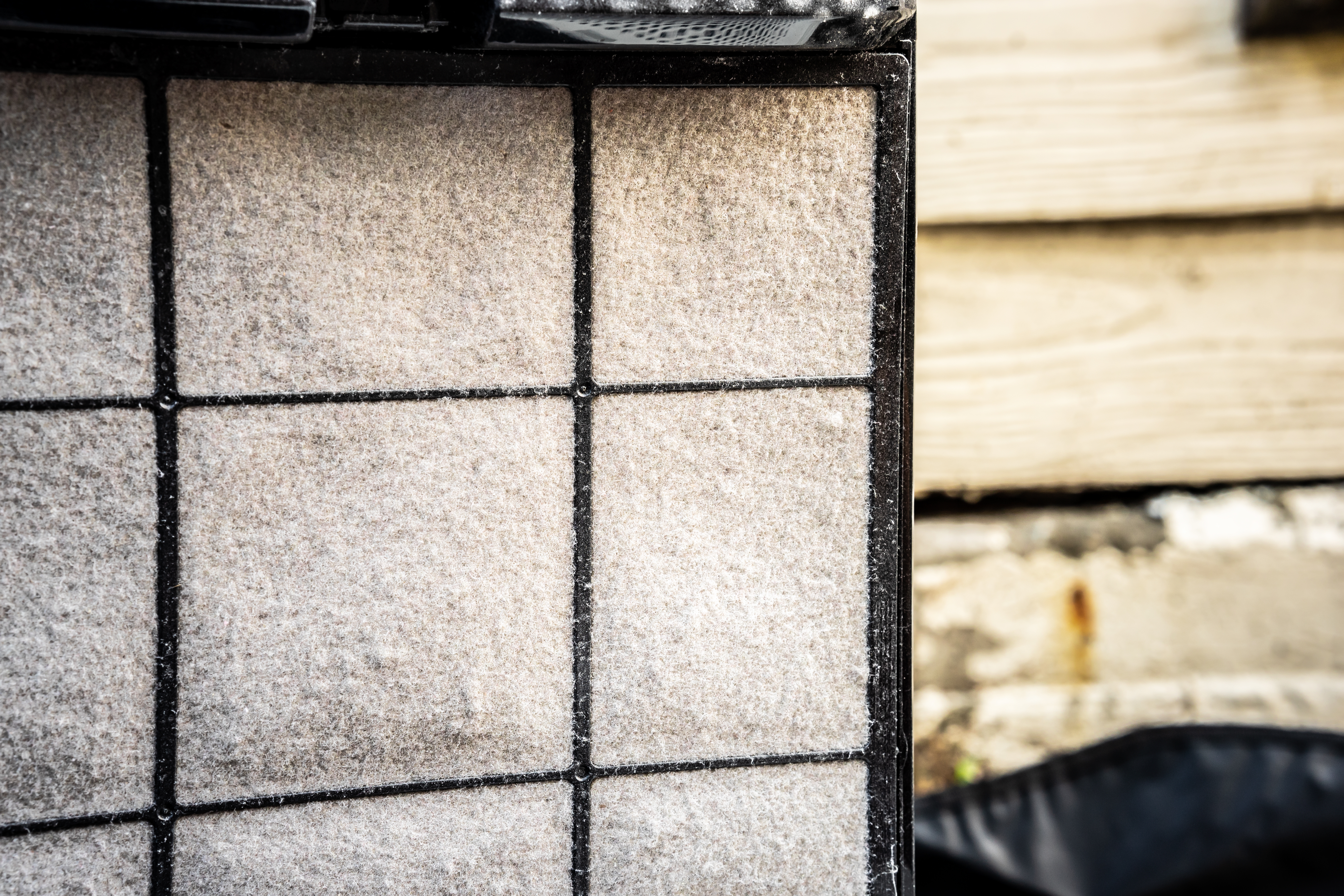 Electrostatic air filters and how they work.